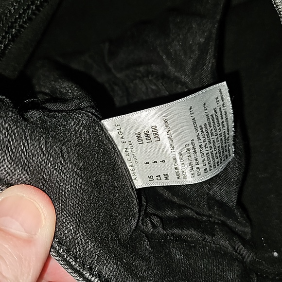 AMERICAN EAGLE SIZE 6 LONG BLACK SKINNY JEANS(NEXT LEVEL STRETCH) - Picture 4 of 5